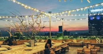 The top 07 rooftop cafés in Hanoi you should not miss - Handspan Travel Indochina